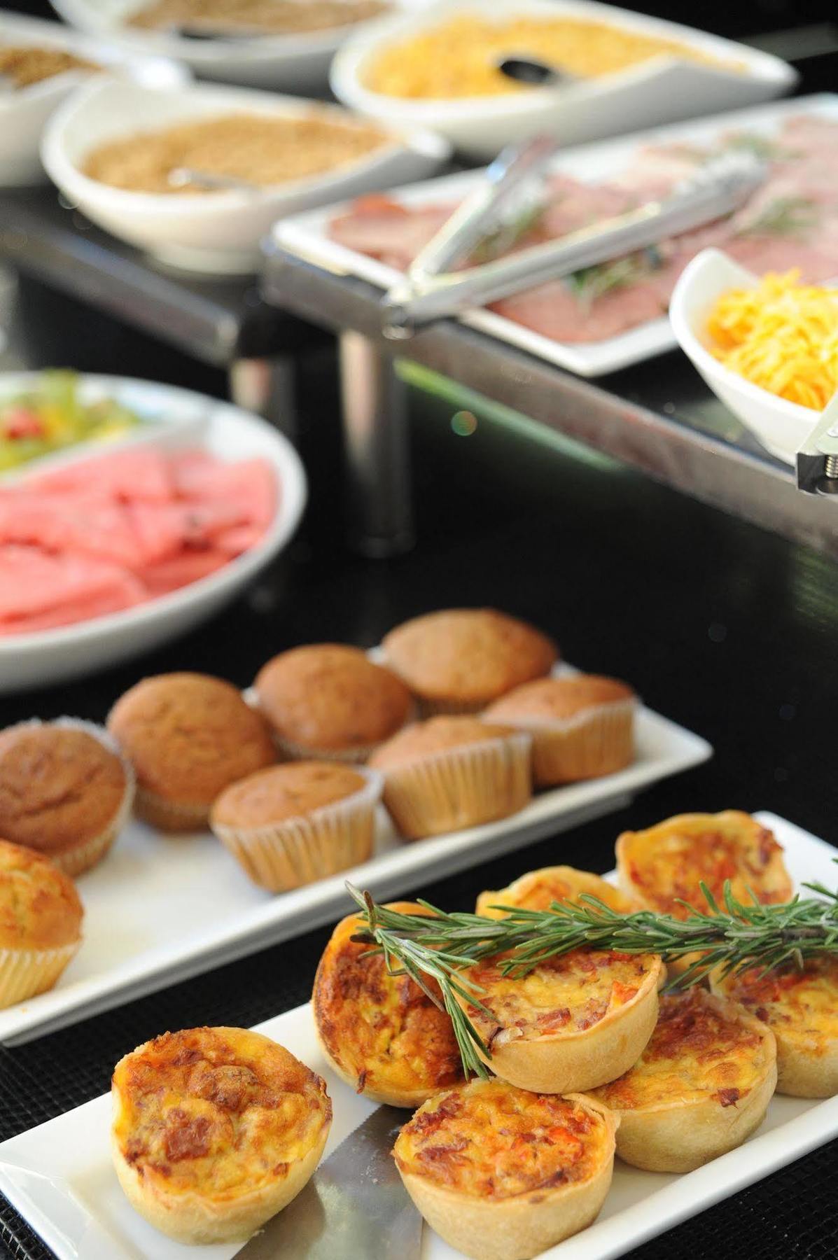 aha Kathu Hotel Ngoại thất bức ảnh