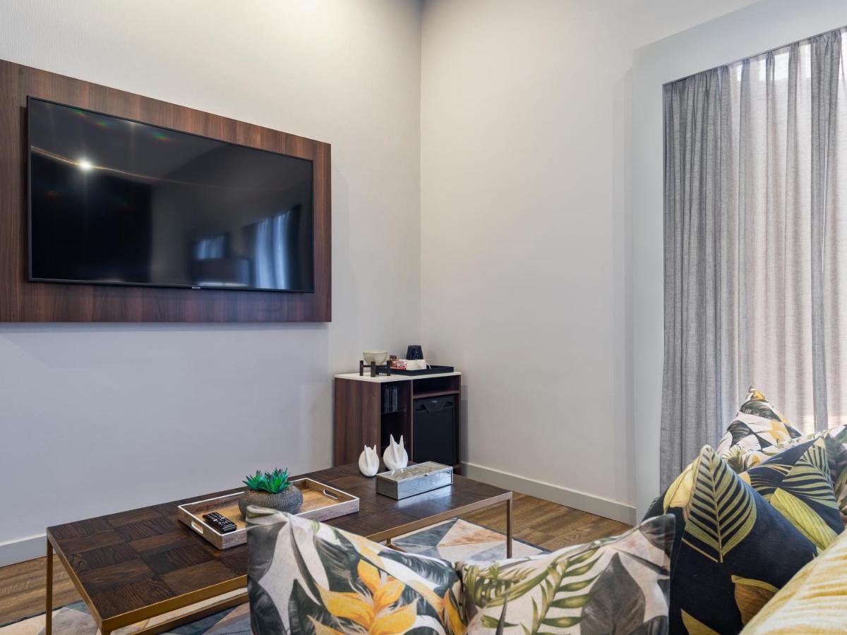 aha Kathu Hotel Ngoại thất bức ảnh